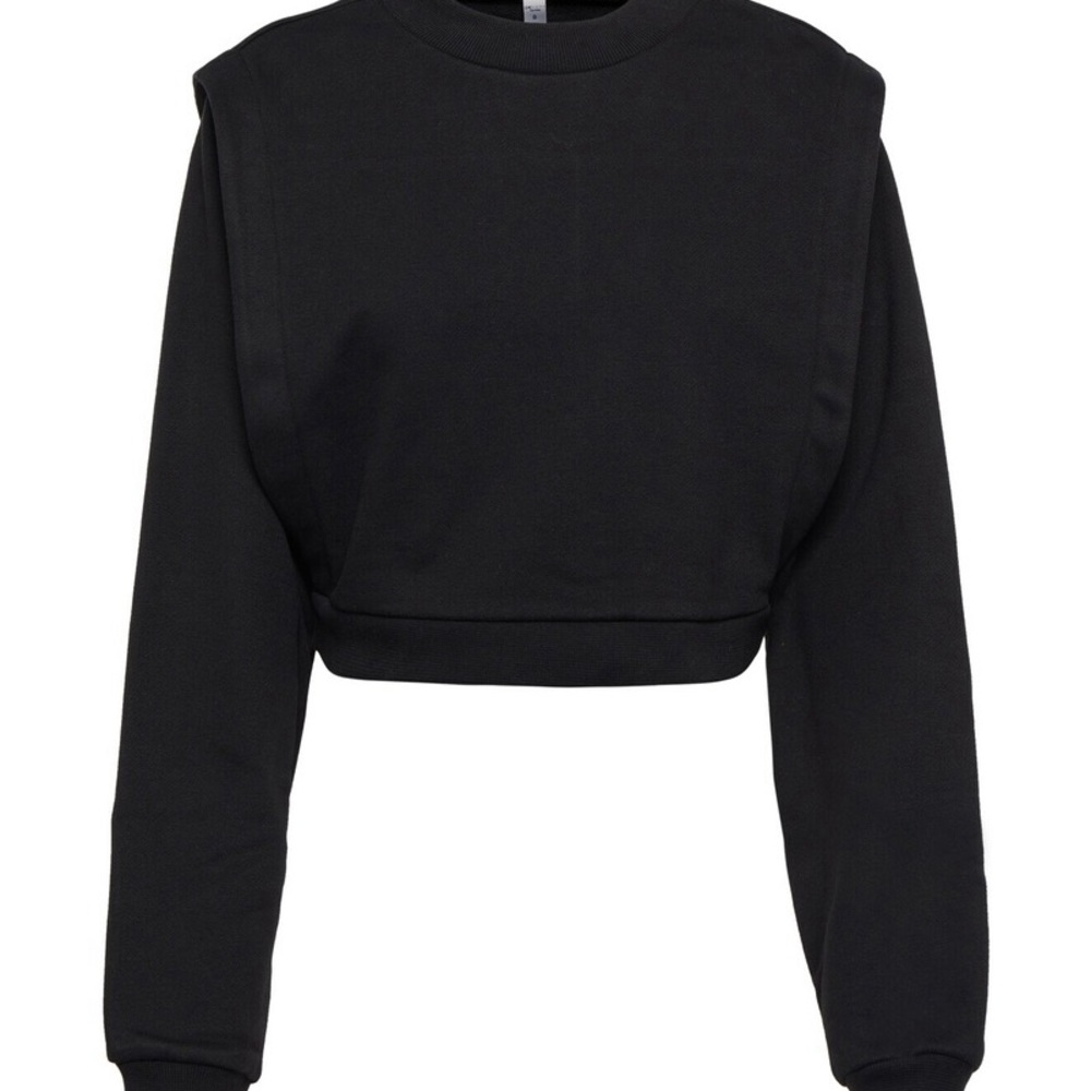 Alo Black Crop Fresh Coverup
Sweatshirt $108 Retail